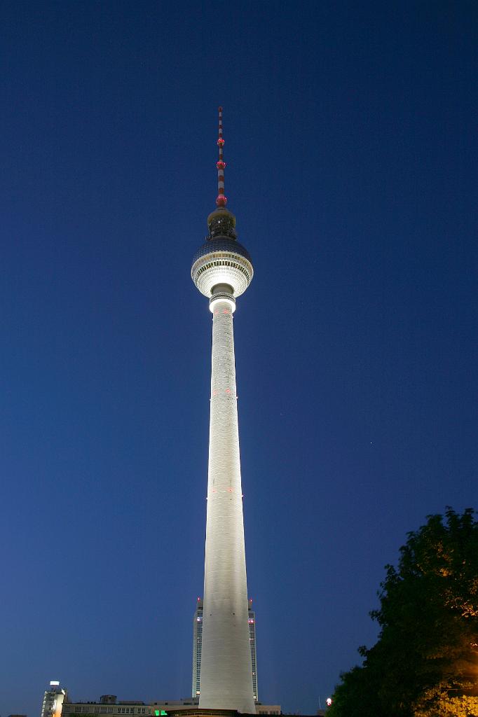 Fernsehturm am Alex.jpg